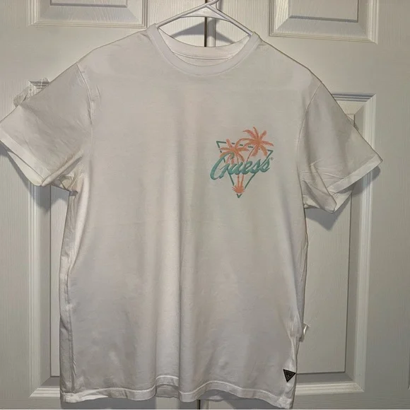 Guess White Tropical Graphic Tee - Picture 2 of 5